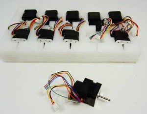 lot 34 image: Ten 12 Volt US DIGITAL Small Motors  E5-1000-197-1E-S-D-D-B