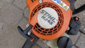 lot 50 image: Stihl HS 45 Hedge Trimmer