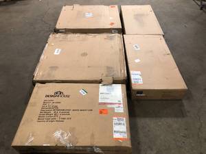 lot 3 image: Lot of Mixed Storage and Hardware  Customer Returns See Pictures