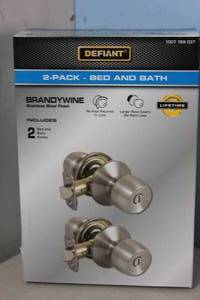 lot 151 image: NEW - Defiant Brandywine Stainless Steel BedBath Door Knob (2-Pack) 050134004863 MSRP $19.00