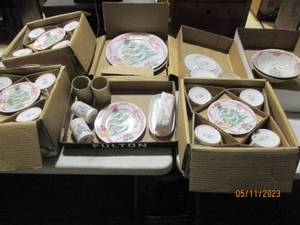 lot 454 image: 92 Sango home Christmas decorative...