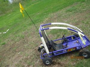 lot 62 image: 2hp gas powered dune buggy-go cart