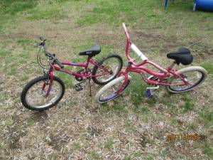 lot 69 image: Pair of Girls Rally and Next bicycles