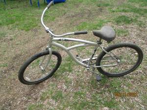 lot 82 image: Trek Classic bike