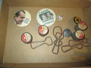 lot 417 image: Vintage tins of Young American Film...