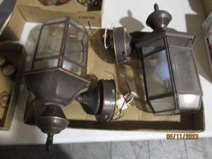 lot 419 image: Pair of outdoor mountable light fix...