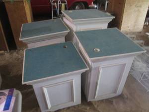 lot 165 image: 4 Display Risers with Inner Storage...