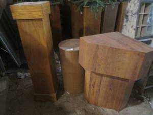 lot 169 image: 3 Wood Risers  Display Stands 28 ...