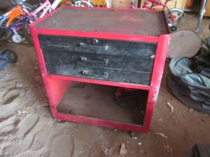 lot 145 image: Tool Box Cabinet on Wheels with 3 D...