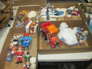 lot 272 image: North Pole character themed Christm...