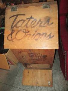 lot 279 image: Wooden Food storage bin with hinged...