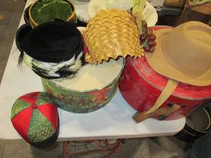 lot 286 image: Lot of assorted style womens hat bo...
