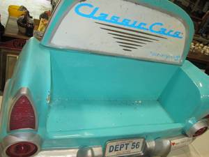 lot 289 image: Classic Cars Department 56 Display ...