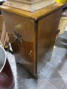 lot 296 image: Vintage Wood Pedestal storage cabin...