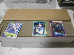 lot 307 image: 1990 Topps Complete baseball card s...