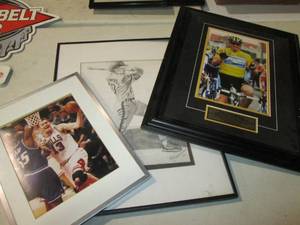 lot 317 image: Framed Wall decor of assorted sport...