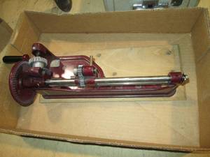 lot 352 image: Vintage manual crank metal pencil s...