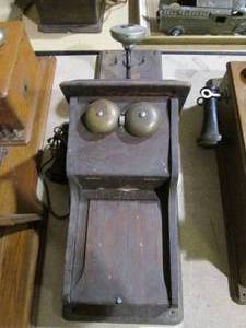 lot 363 image: Vintage Wooden Wall mount Hand cran...