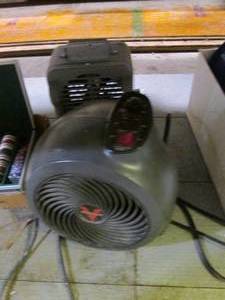 lot 396 image: Electric heaters...