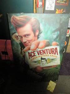 lot 471 image: Ace Ventura pet detective wooden po...