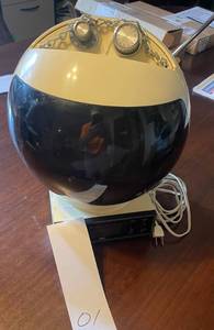 lot 01 image: VINTAGE JVC VIDEOSPHERE (SPACE HELMET) TV