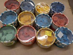 lot 16 image: 12 - 3.38 oz Wax Melts...