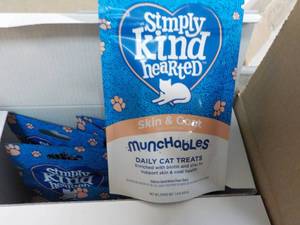 lot 84 image: Case of Simply Kind Hearted Skin an...
