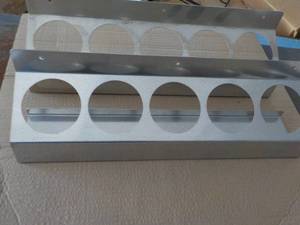 lot 169 image: 2 Metal 18 - 5 Can Display Wall Sh...