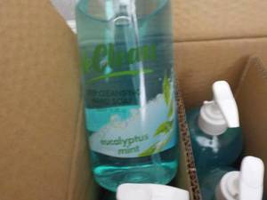 lot 177 image: 20 - 16.9 oz Bottles We Clean Eucal...