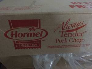 lot 206 image: 10 lb. Box Frozen Hormy Always Tend...