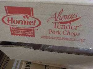 lot 207 image: 10 lb. Box Frozen Hormy Always Tend...