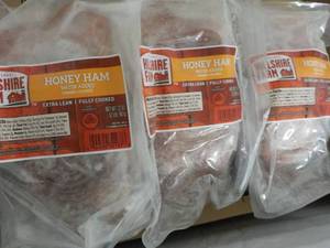 lot 219 image: 3 - 32 oz Frozen Pkgs Hillshire Far...