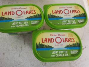 lot 224 image: 3 Frozen 24 oz Tubs Land O Lakes Li...