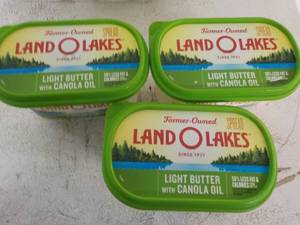 lot 225 image: 3 Frozen 24 oz Tubs Land O Lakes Li...