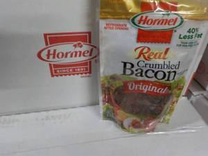 lot 249 image: 12 - 4.3 oz Bags Hormel Real Crumbl...