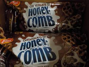 lot 271 image: 6 - 32.5 oz Bags Chocolate Honeycom...