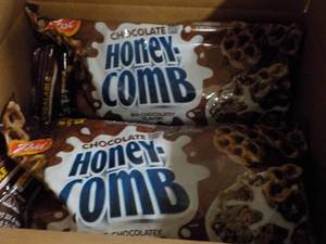 lot 273 image: 6 - 32.5 oz Bags Chocolate Honeycom...