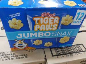lot 329 image: 2 - 4 ct each Tiger Paws Jumbo Snax...