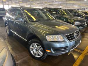 2004 Volkswagen Touareg V8 AWD