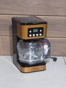 lot 20 image: Ginnys 12-Cup Coffee Maker - Copper
