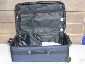 lot 49 image: Large Soft-Sided Suitcase - Navy & Green