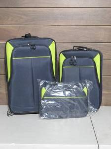 lot 48 image: 3-Piece Soft Side Luggage Set - Navy & Green