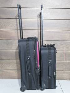 lot 50 image: 3-Piece Soft Side Luggage Set - Black & Pink