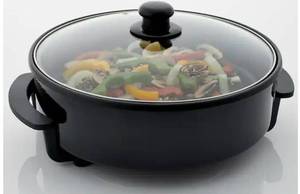 lot 70 image: Ginnys 14 Family Skillet