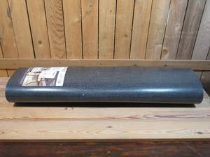 lot 136 image: ES Robbins TrendSetter Designer Chair Mat 35 x 47 with Charcoal Pattern