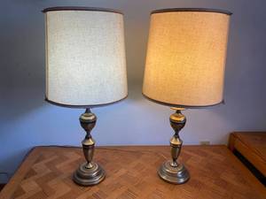 Pair of 2 Cream Shade and Gold-Toned Table Lamps