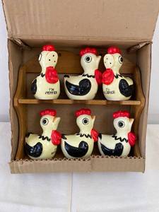 Vintage Rooster Spice Shelf with Containers