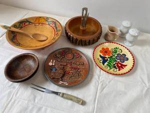 Wood Style Kitchen Decor and More