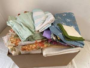 Lot of Assorted Kitchen & Embroidery Linens