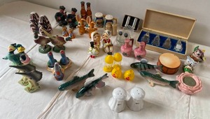 Lot of Vintage Salt & Pepper Sets